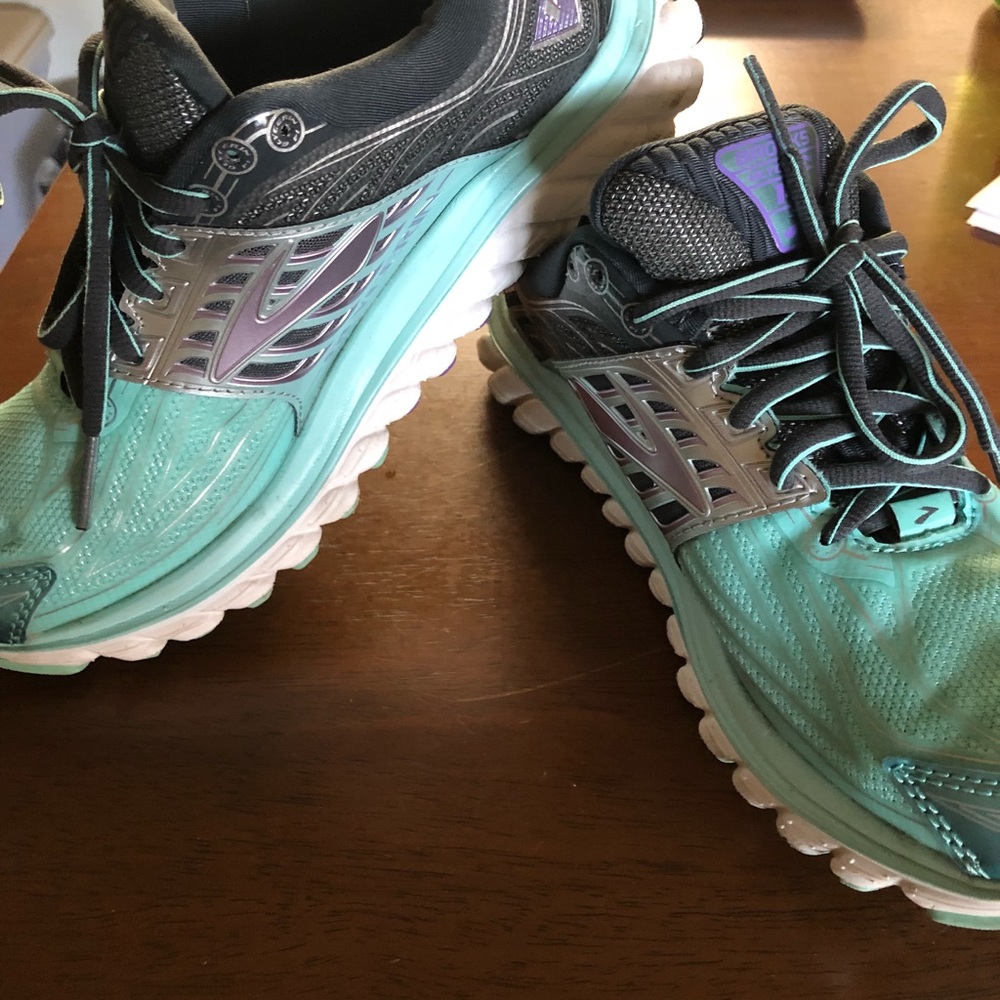 Brooks Glycerin Running Shoes - Picture 2 of 3
